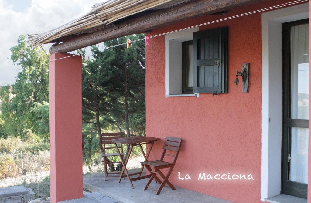 La Macciona Lägenhet Aglientu Exteriör bild